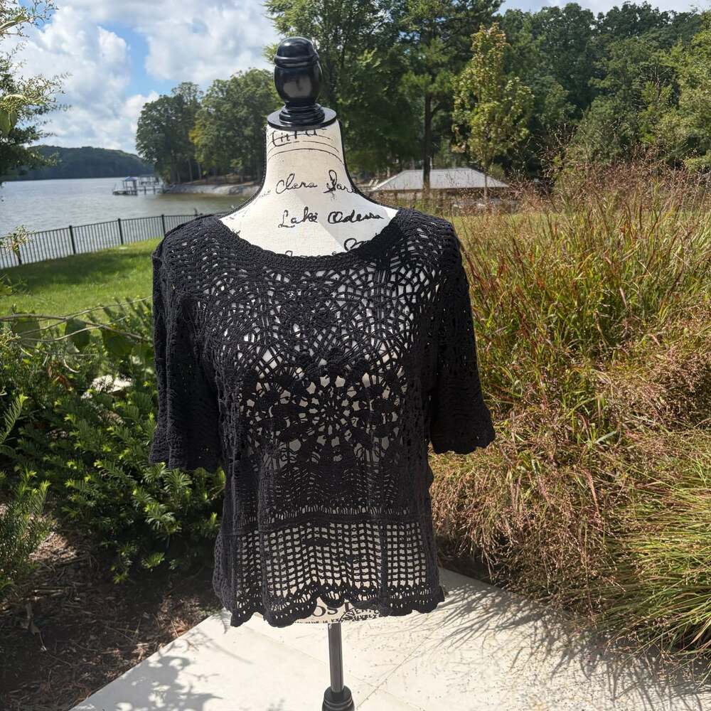 Design History Black Crochet Lace Top XL 100% Cotton Lined Boho Short Sleeve Blo